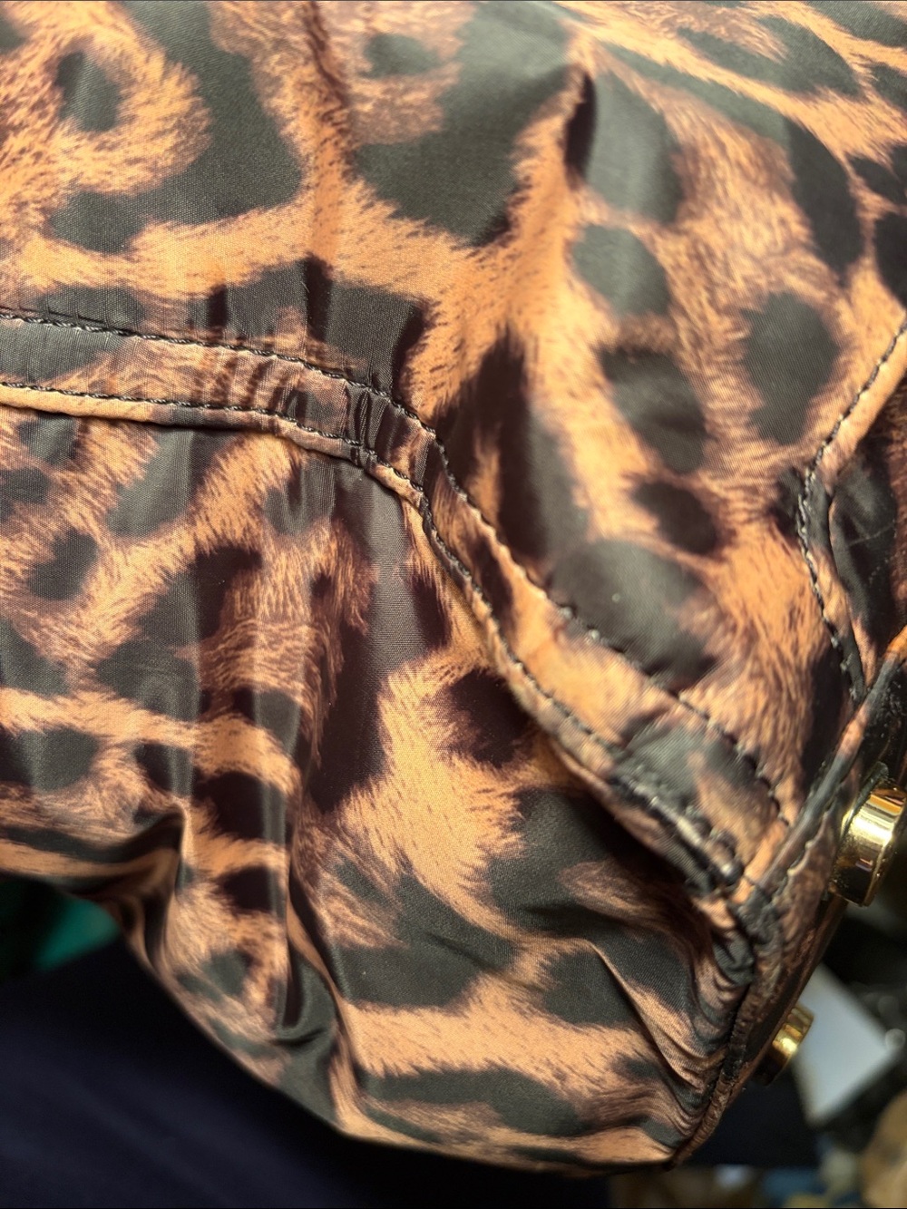 Michael Kors Kelsey Leopard Print Medium Tote Bag w/Black Trim. AS IS -repair - Picture 8 of 8